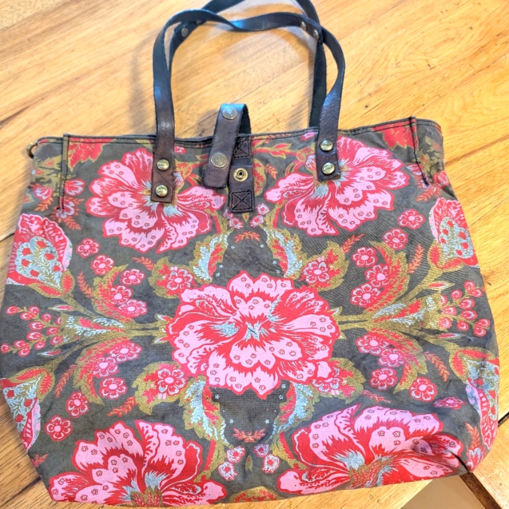 Campomaggi canvas floral tote